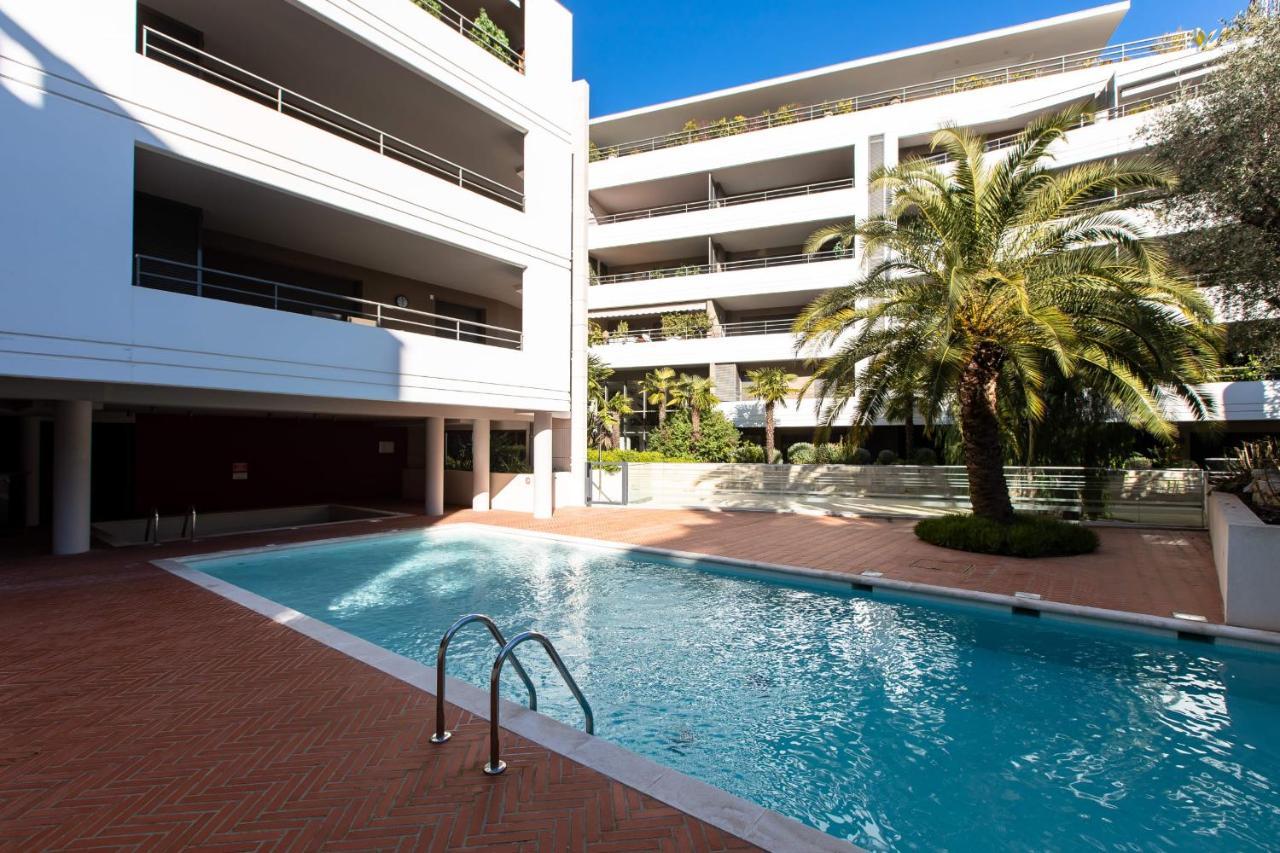 Renovated 2-Br Apartment With Terrace And Pool Cannes Exterior photo